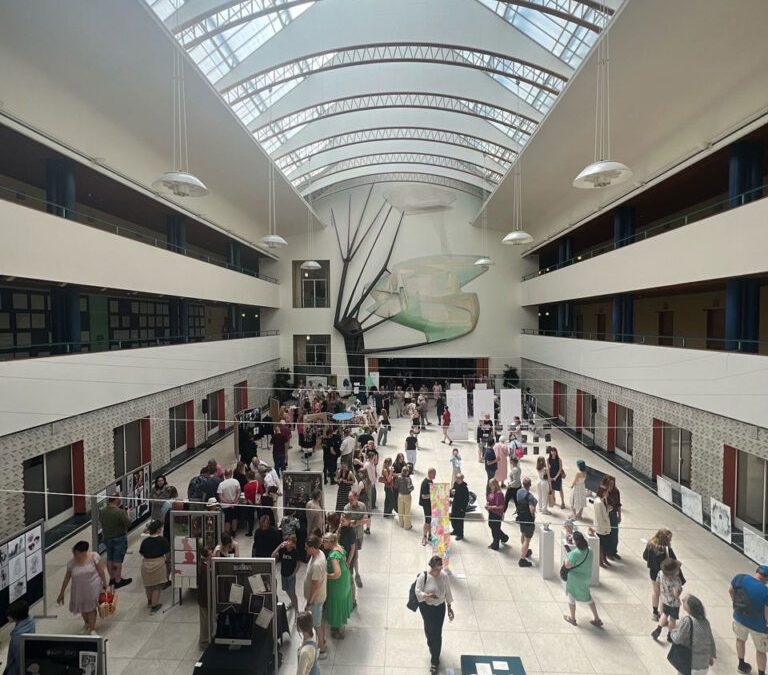 Billeder og video fra afgangsudstillingen 2024